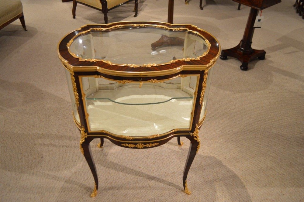 A Fine Quality Rosewood & Ormolu Mounted French Bijouterie Cabinet