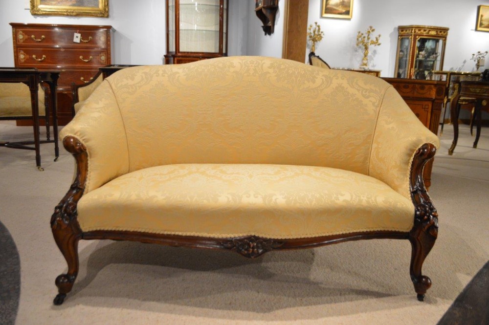 A Charming Victorian Period Small Scale Ladies Boudoir Settee/Sofa