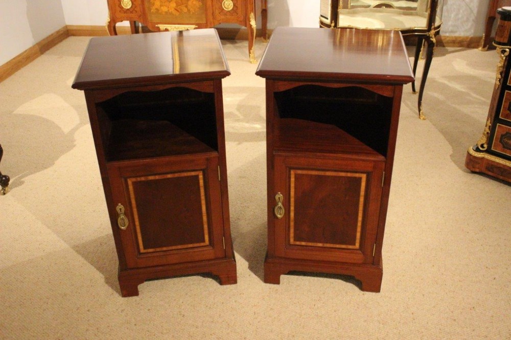 A Good Pair Of Mahogany Inlaid Edwardian Period Bedside Cabinets