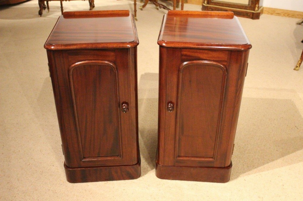 A Quality Pair Of Mahogany Victorian Period Antique Bedside Cupboards