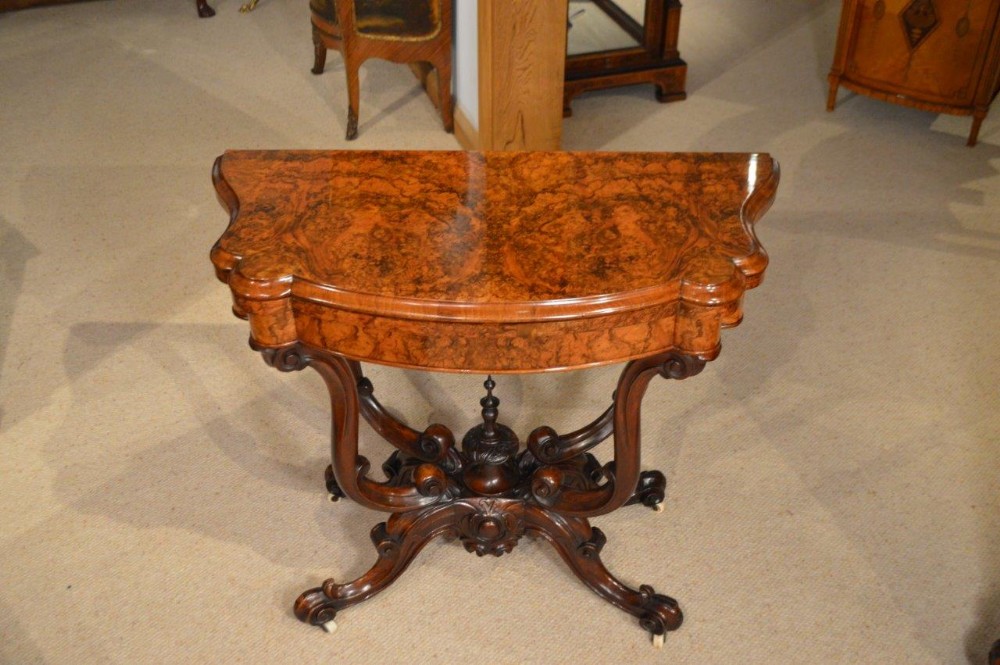 A Beautiful Burr Walnut Victorian Period Fold Over Card Table 