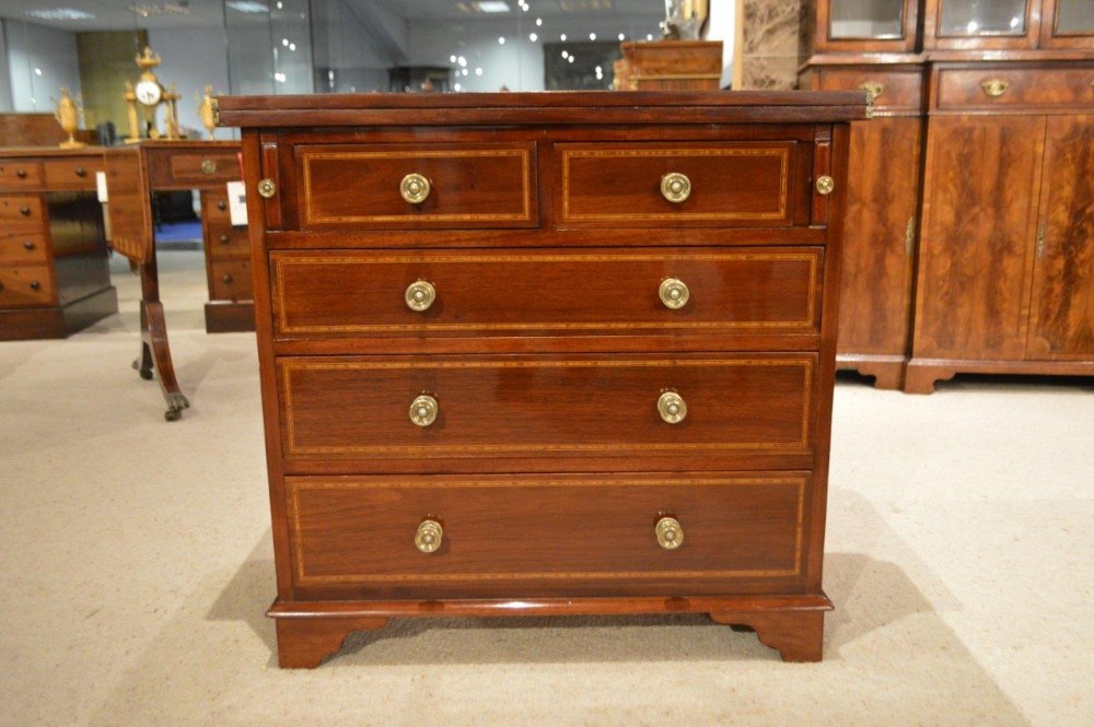 A Beautiful Small Mahogany Edwardian Period Chest Of Drawers