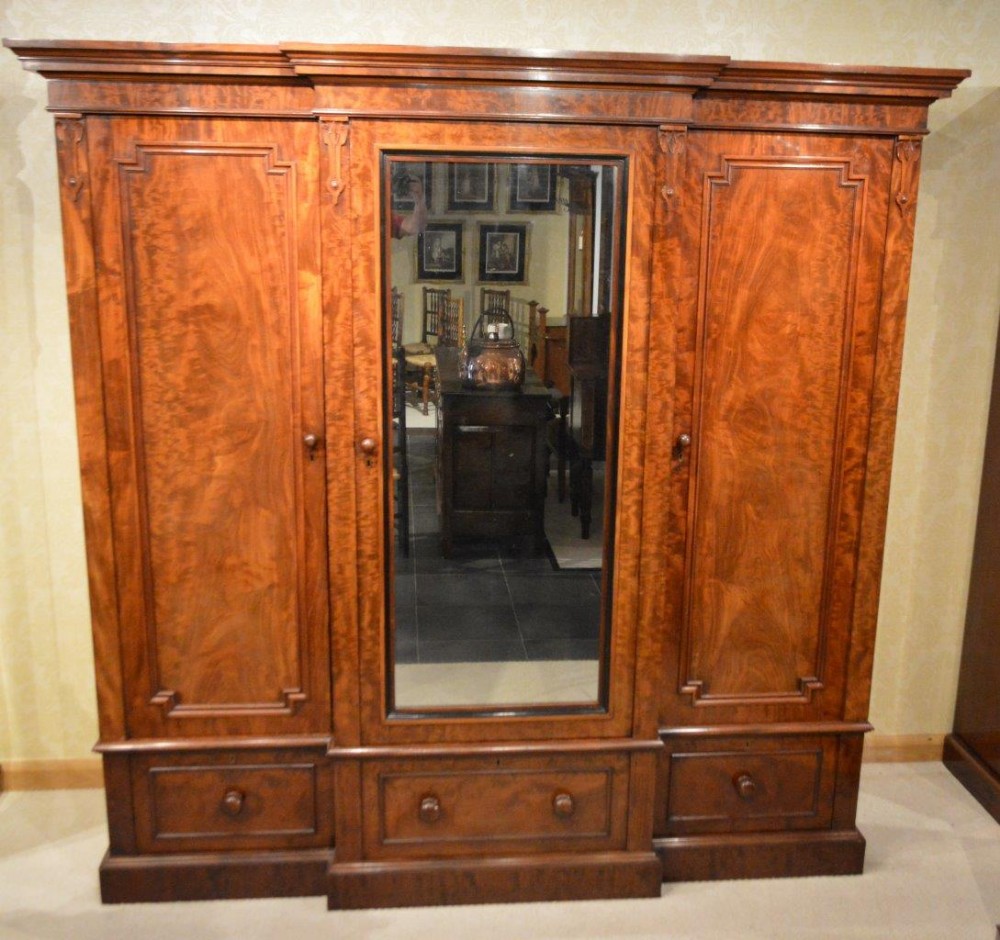 A Stunning Quality Figured Mahogany Victorian Period Breakfront Wardrobe 