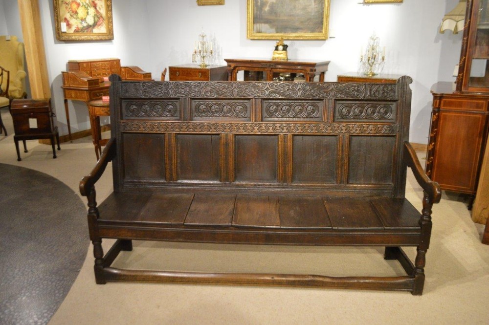A Rare Oak Late 17th Century Westmorland Antique Settle