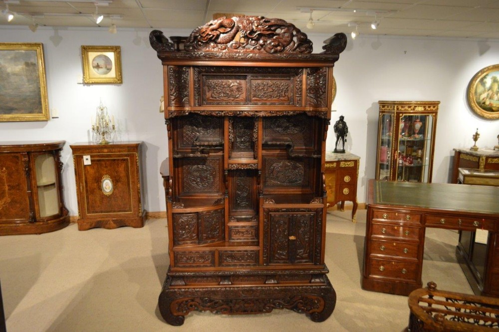 A Good Quality Japanese Meiji Period Shodana
