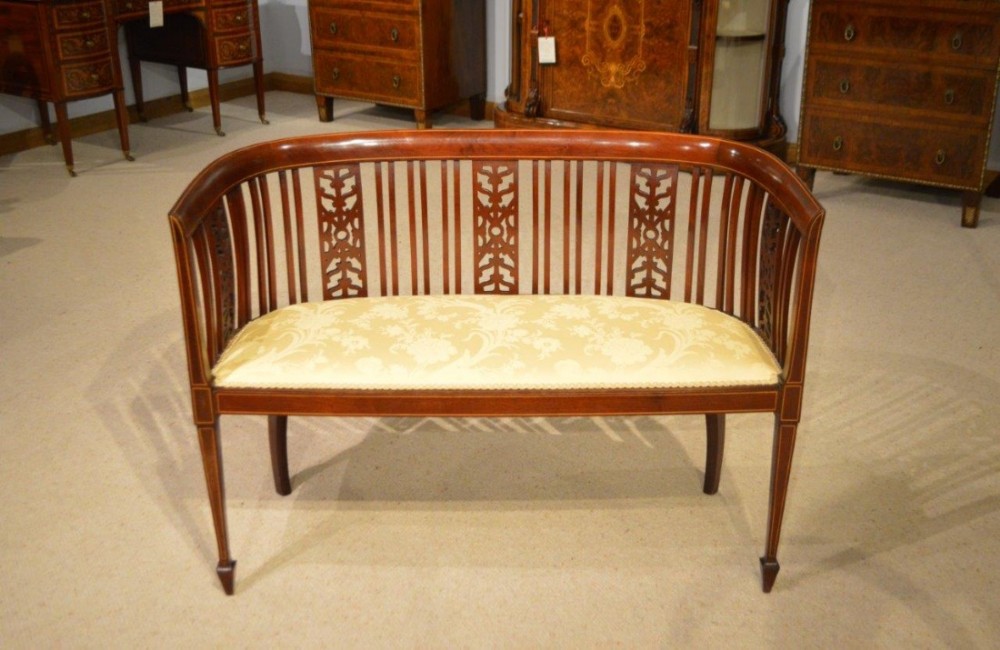 A Mahogany Inlaid Edwardian Period Inlaid Boudoir Settee