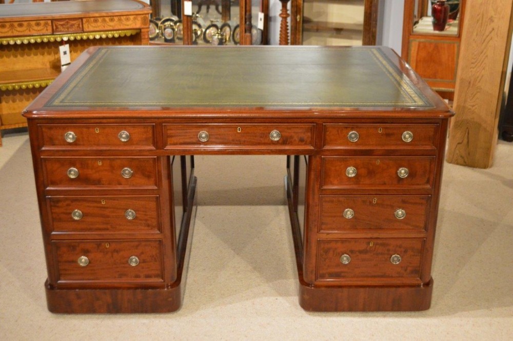 A Beautiful mahogany Victorian Period antique partners desk.