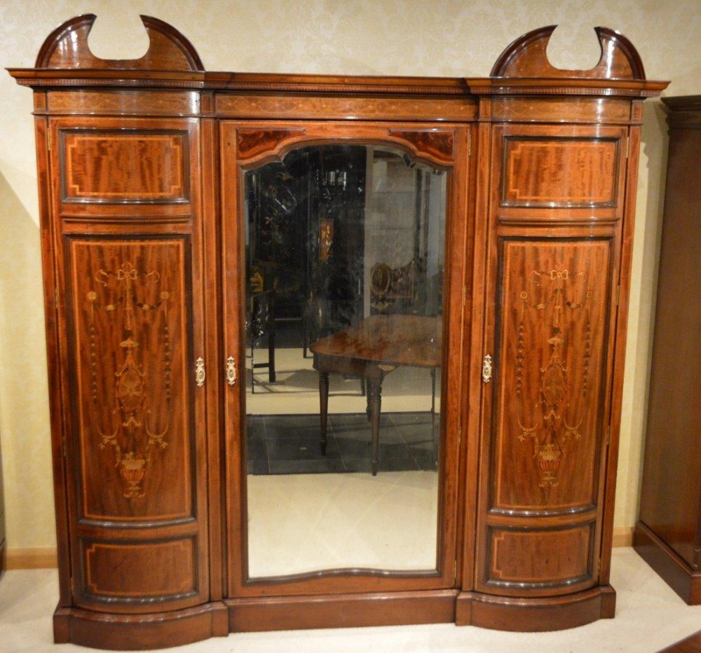 A Mahogany & Marquetry Inlaid Edwardian Period Antique wardrobe