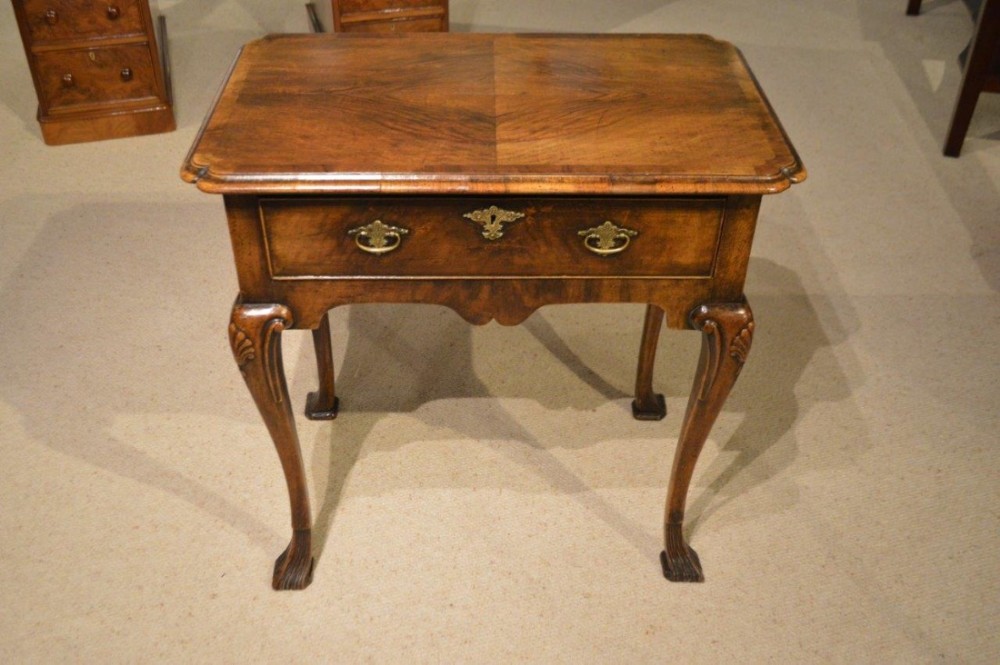 A walnut George I Style antique side table