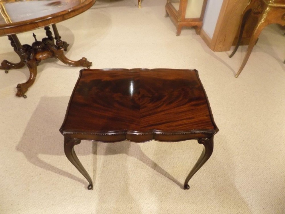 A Hepplewhite designed mahogany Edwardian Period antique silver table