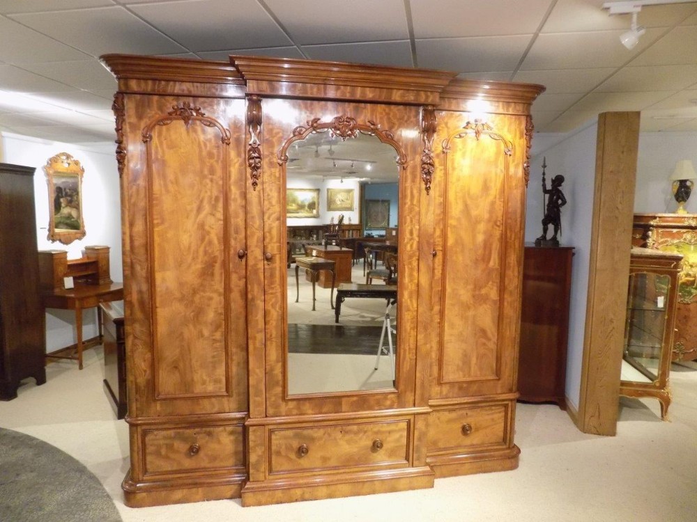 A stunning quality figured mahogany Victorian Period breakfront wardrobe