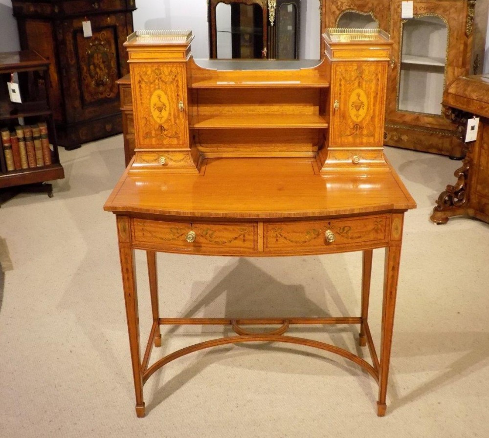 A fine quality satinwood Victorian Period ladies writing table