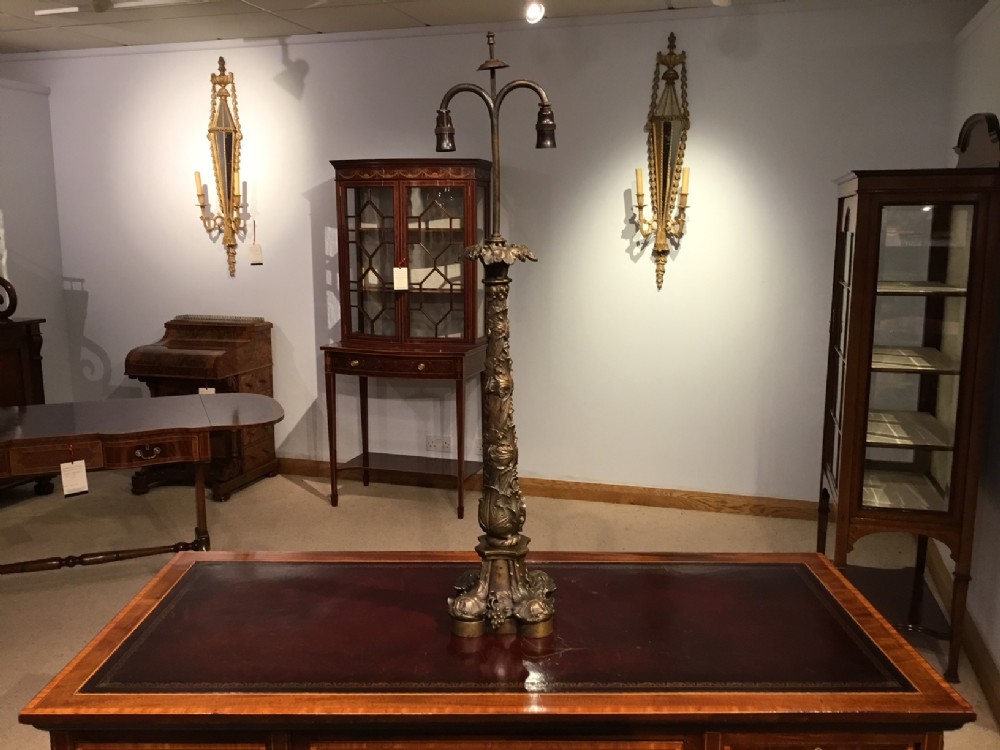 A Victorian Period Cast Bronze Lamp