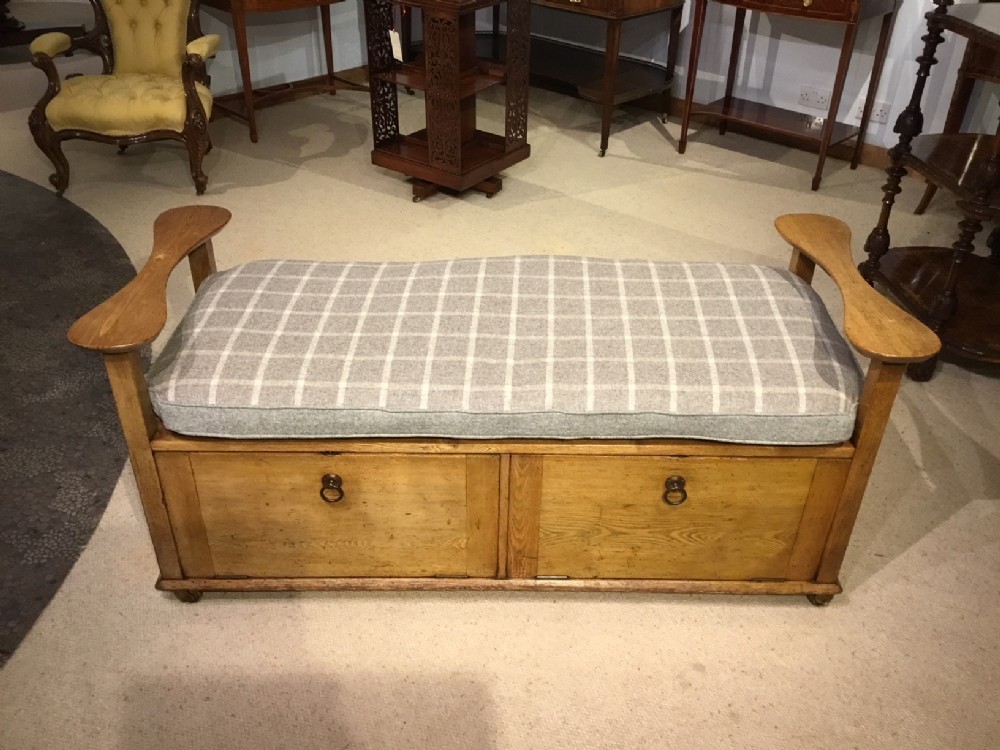 An ash Late Victorian Period country house hall bench