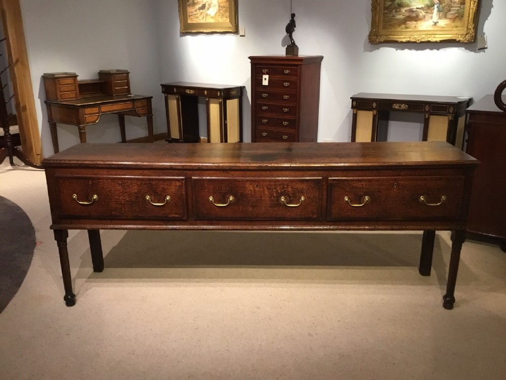 A lovely oak 18th Century three drawer dresser base