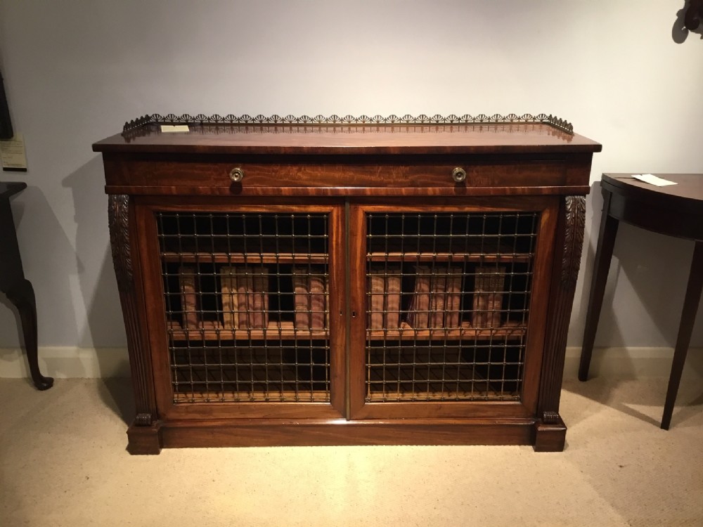 A good quality Regency Period mahogany low bookcase