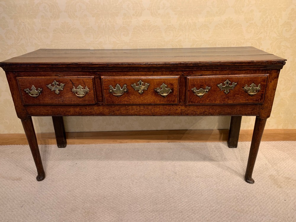 An oak George III Period antique dresser base