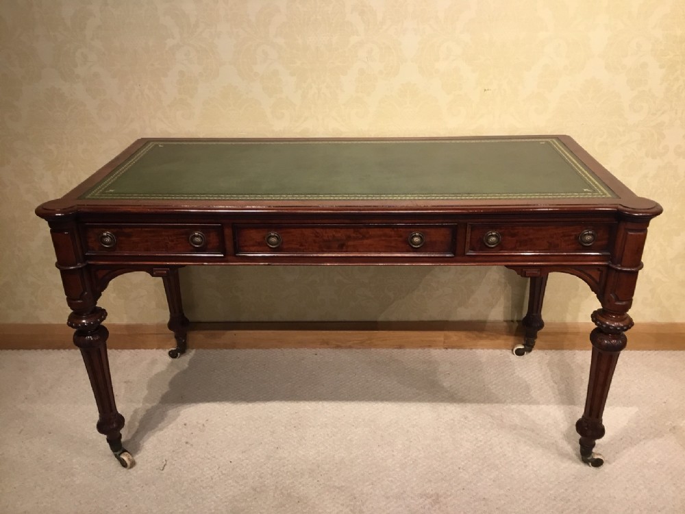 A beautiful Victorian Period mahogany writing table