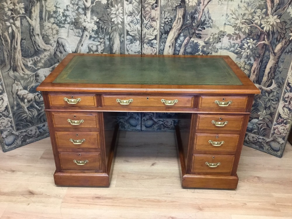 A Good solid walnut Edwardian Period antique pedestal desk.