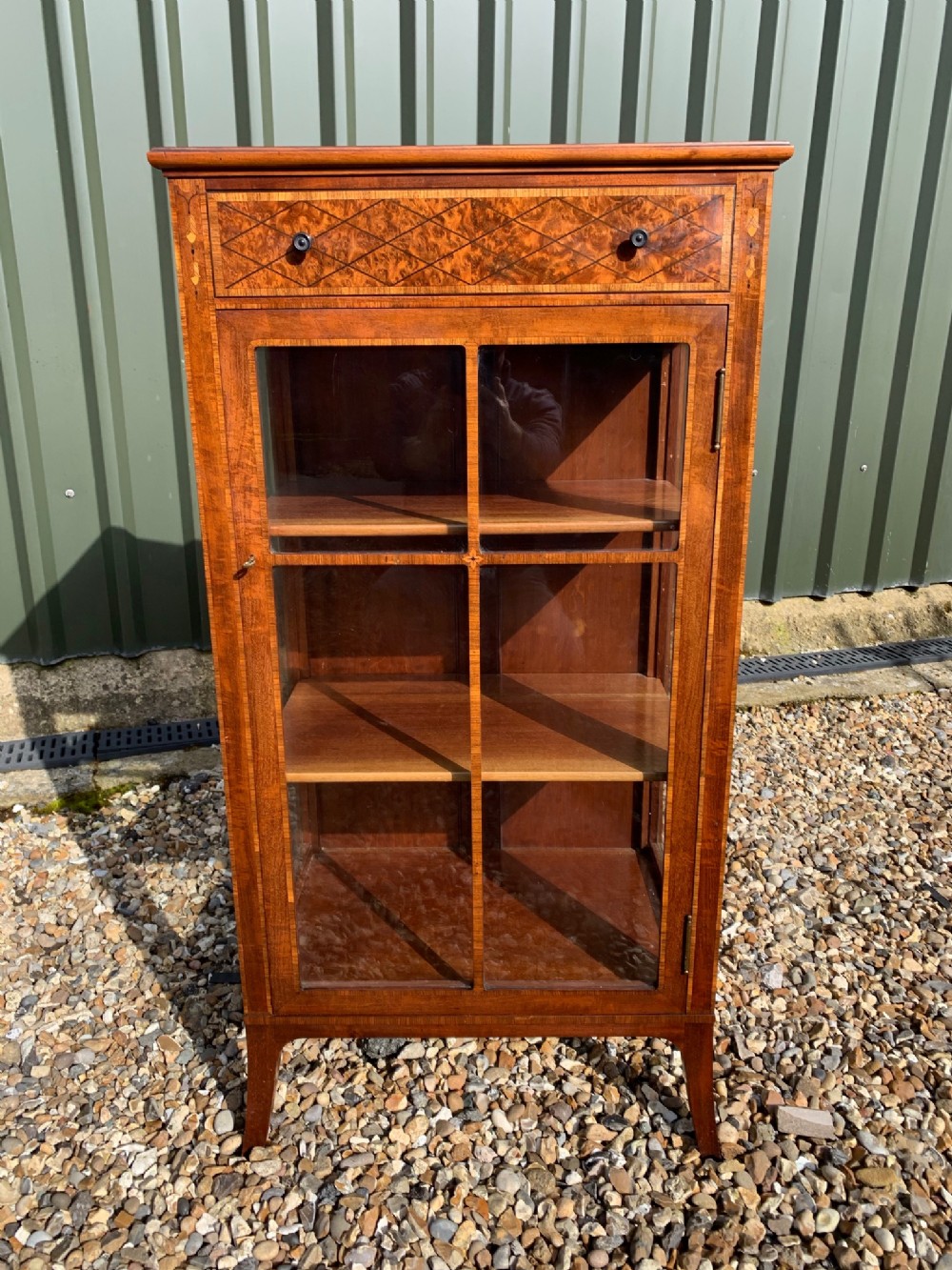 A fine quality Edwardian Period mahogany, amboyna and kingwood banded display cabinet.