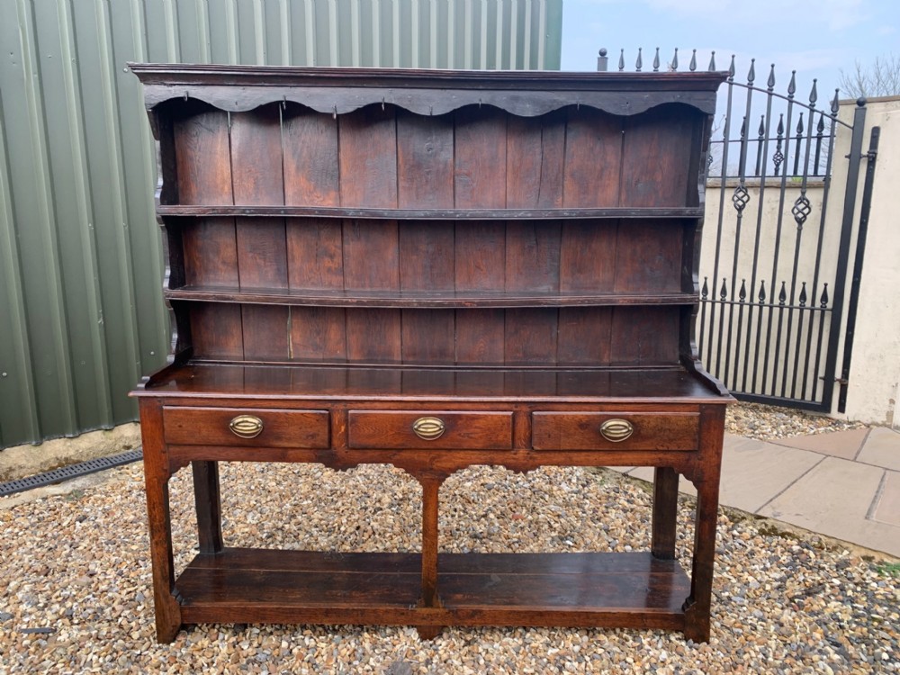 An 18th Century oak antique Welsh pot board dresser base