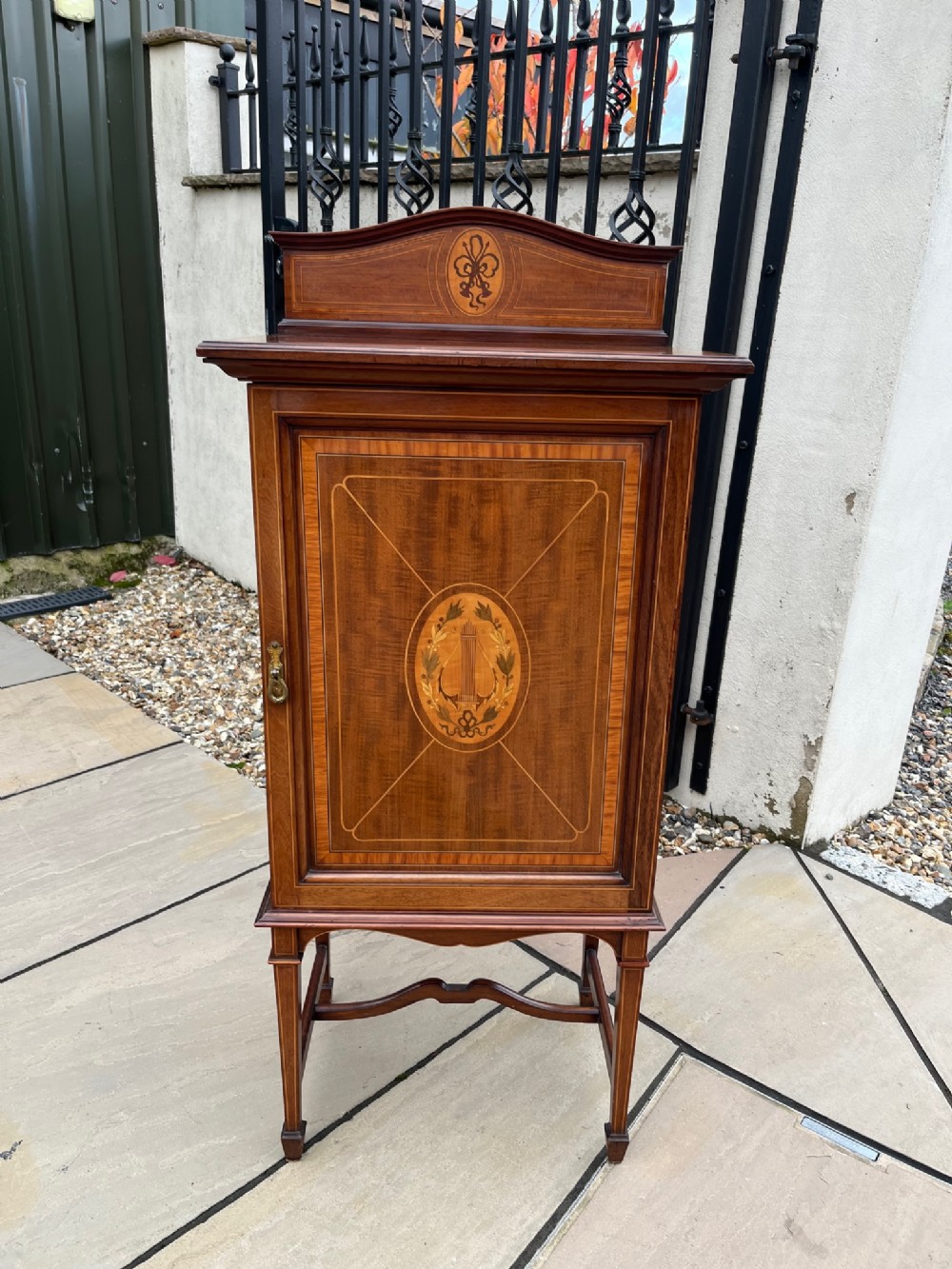 A Shapland & Petter Edwardian Period mahogany inlaid antique music cabinet