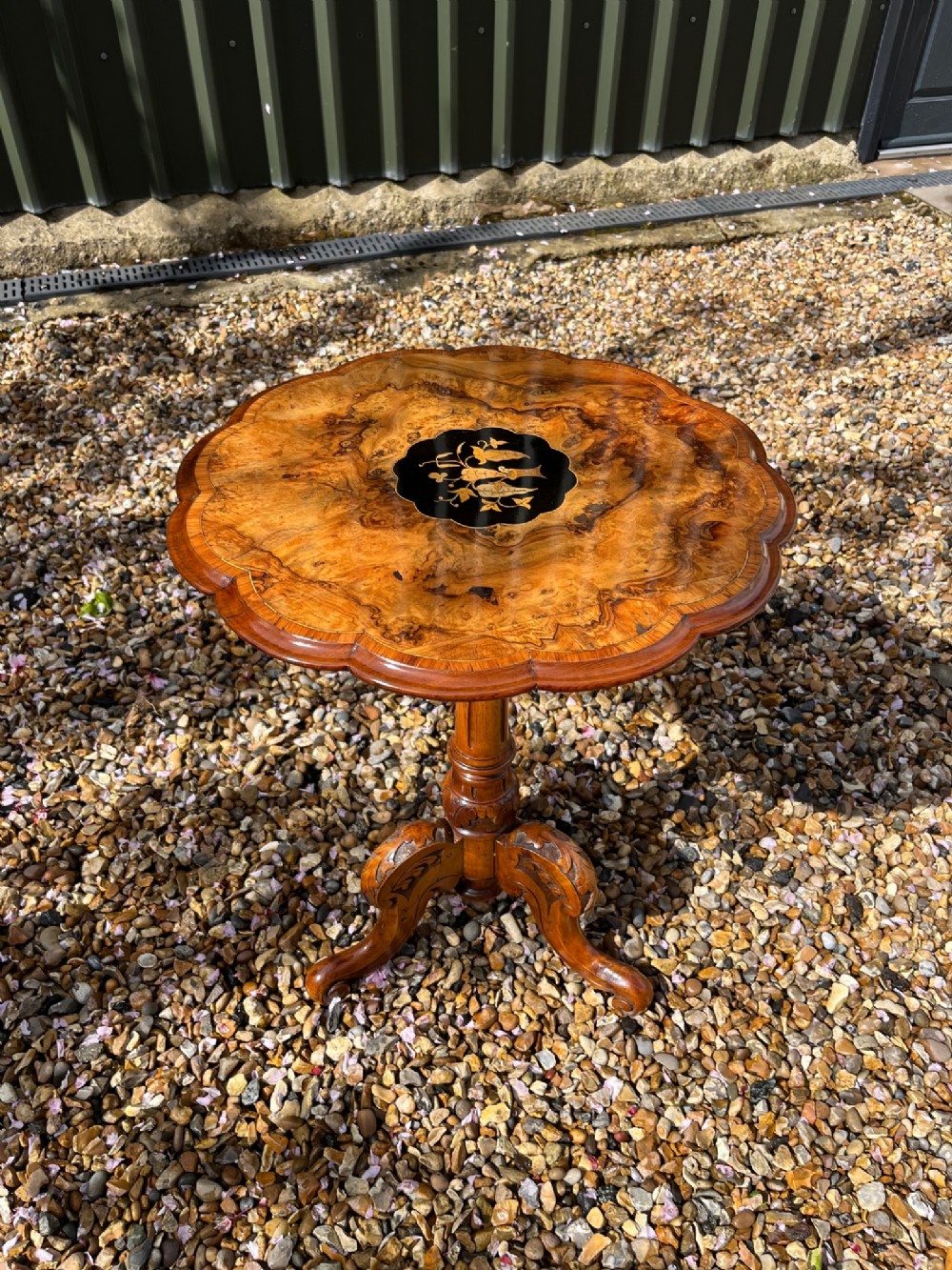 A lovely Victorian Period burr walnut and marquetry inlaid antique wine table.