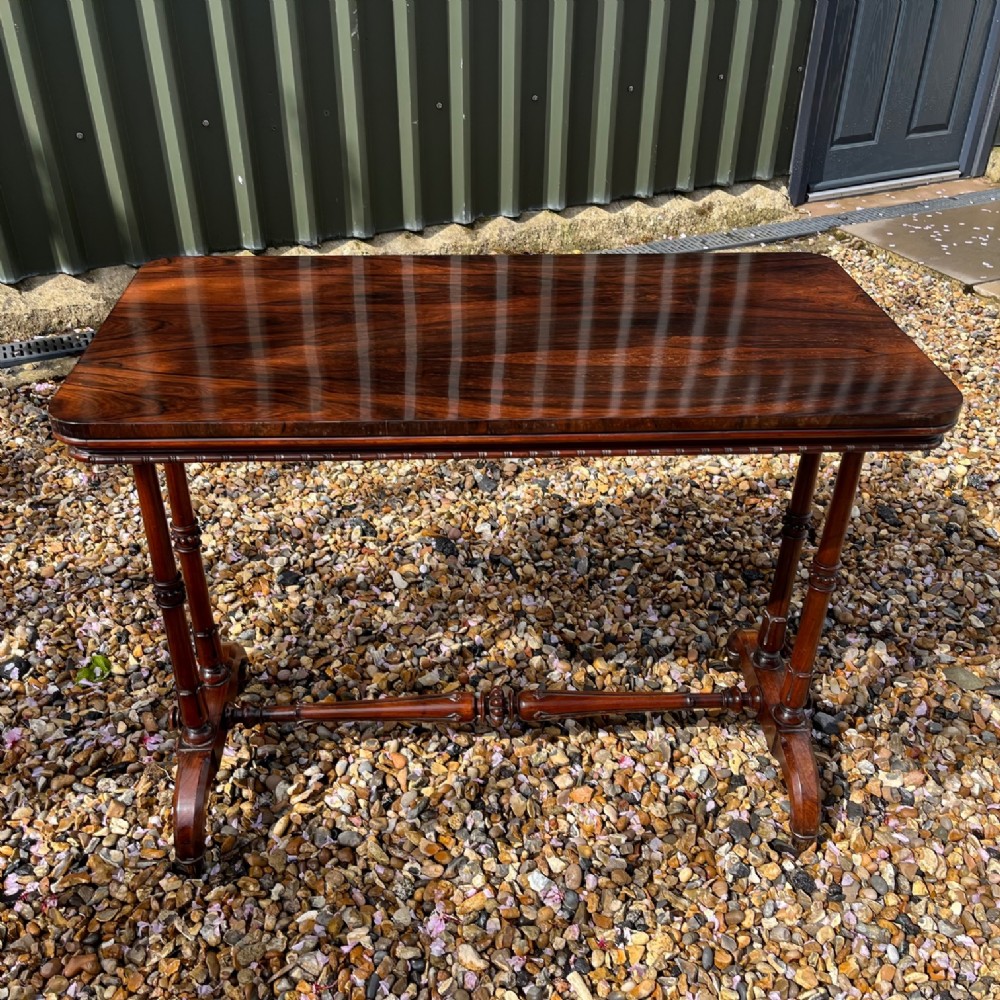 A fine quality William IV Period rosewood library table