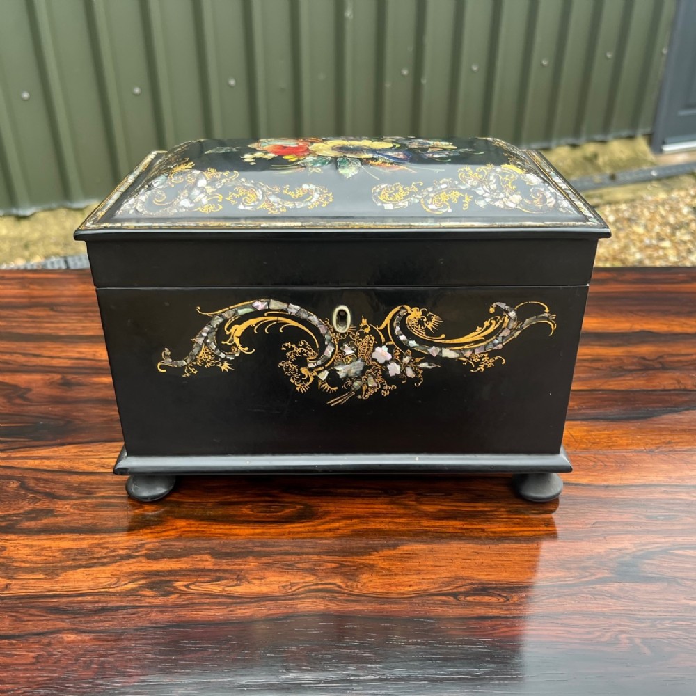 A lovely Victorian Period papier mache tea caddy