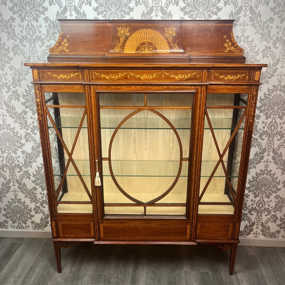 A fine quality Maple & Co of London Edwardian Period marquetry inlaid display cabinet