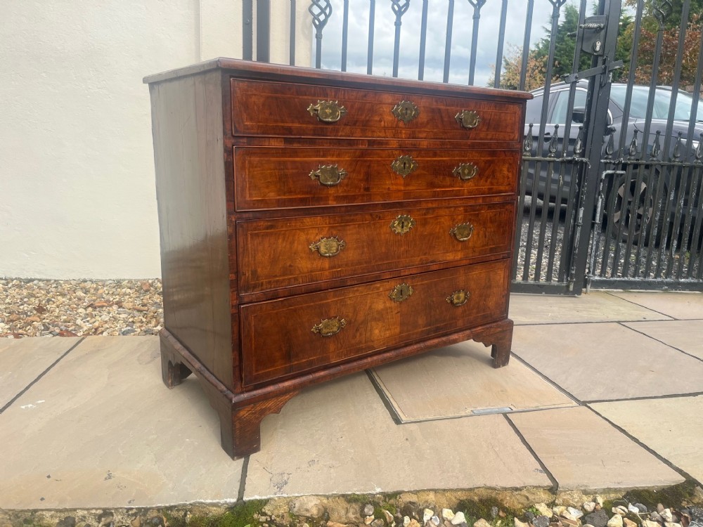 George I Period walnut chest of drawers