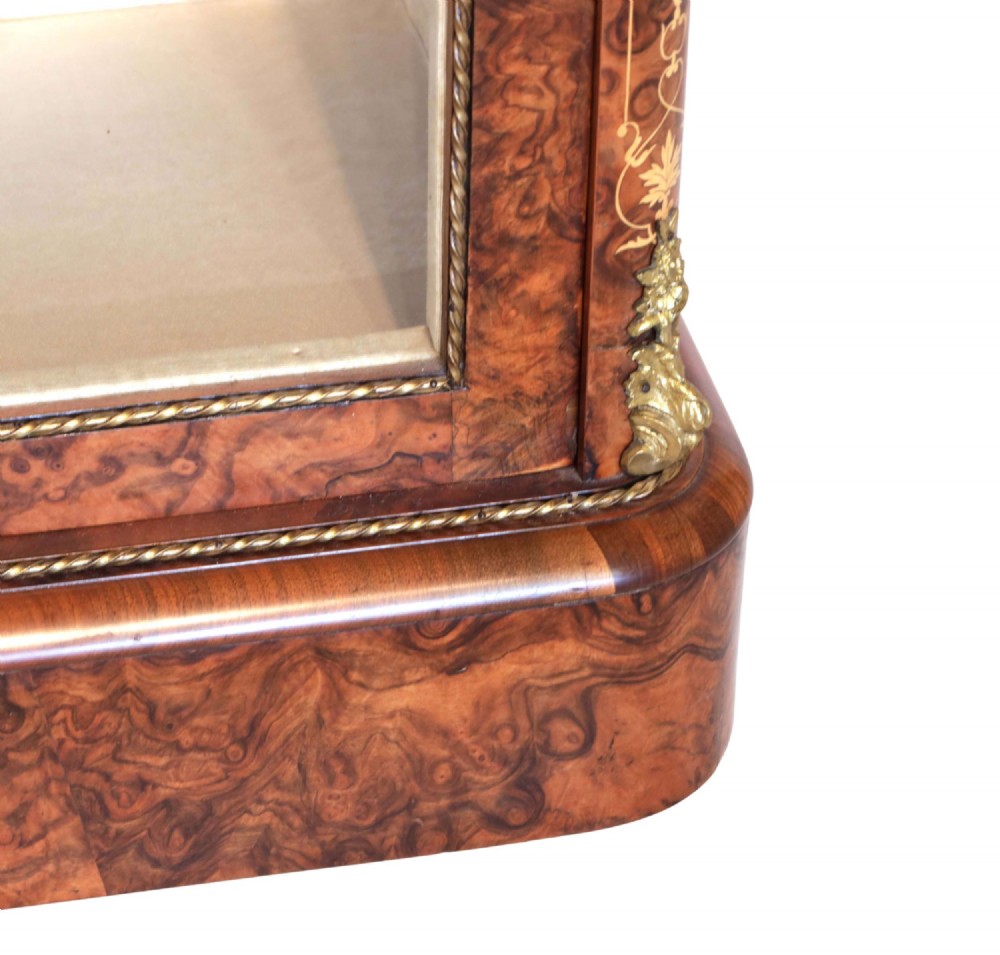 A fine quality Victorian Period display cabinet. View IV