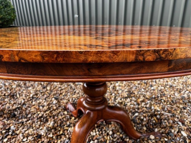 A Gillows Of Lancaster Victorian Period Burr Walnut Breakfast Table View XIII