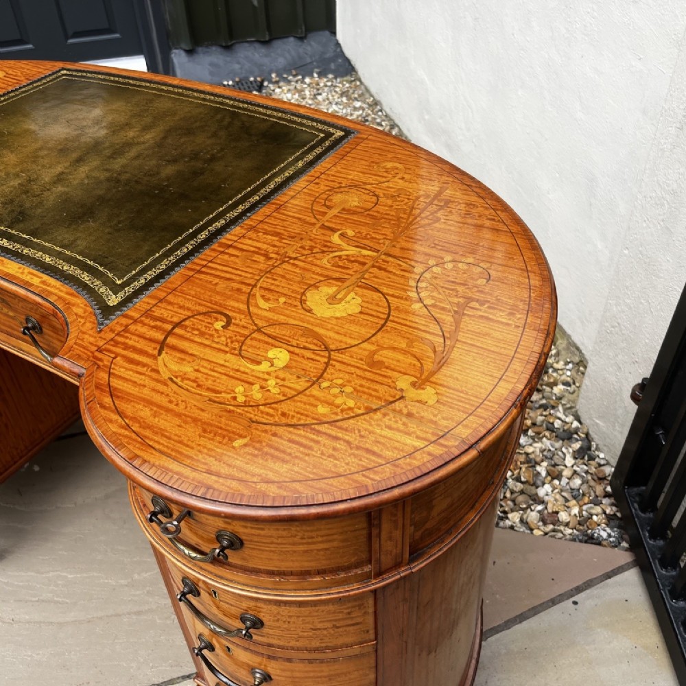 A Fine Quality Late Victorian Period Satinwood Kidney Shaped Desk View III