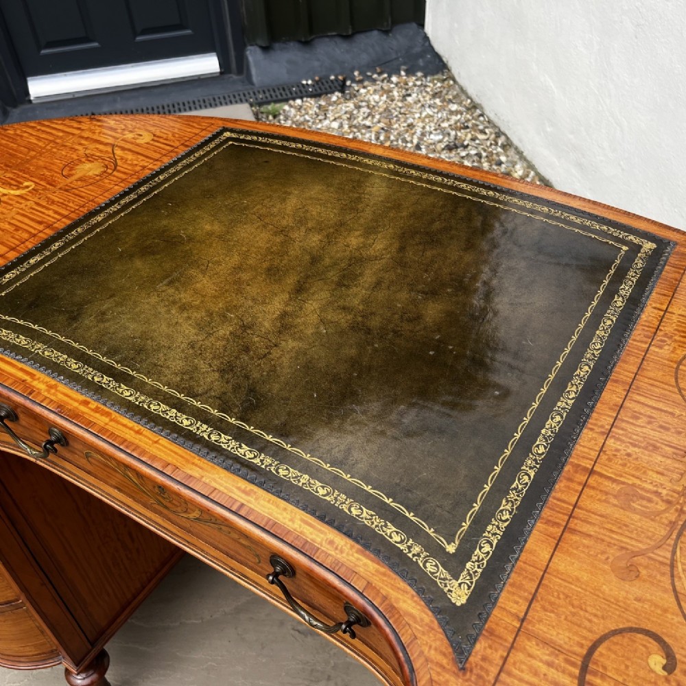 A Fine Quality Late Victorian Period Satinwood Kidney Shaped Desk View IV