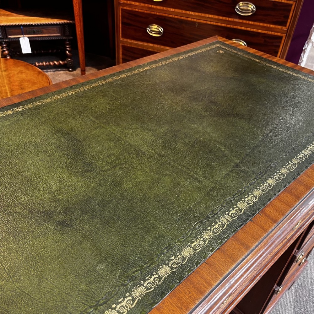 A Fine Quality Georgian Style Mahogany Pedestal Desk View IV