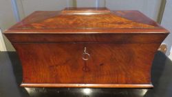 LARGE VICTORIAN MAHOGANY TEA CADDIE 17 12 INCHES WIDE