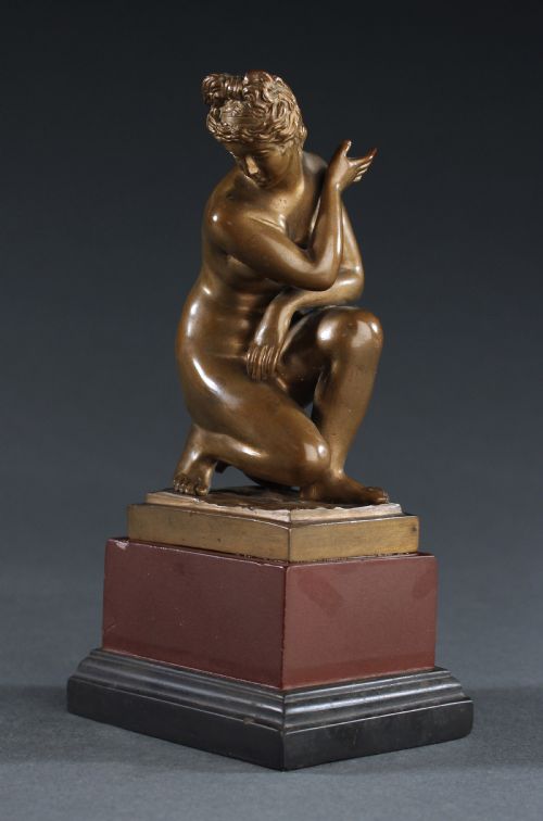 GRAND TOUR CABINET BRONZE OF CROUCHING VENUS - ADDITIONAL PHOTO 3