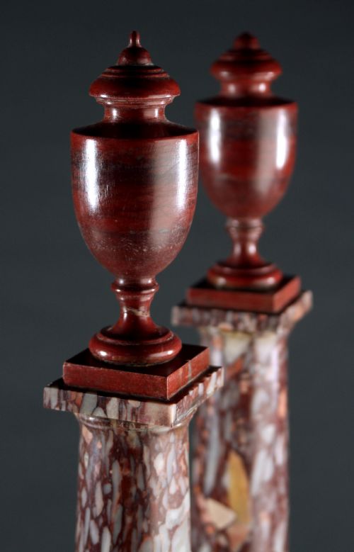 PAIR OF 18TH CENTURY GRAND TOUR SPECIMEN MARBLE COLUMNS - ADDITIONAL PHOTO 4