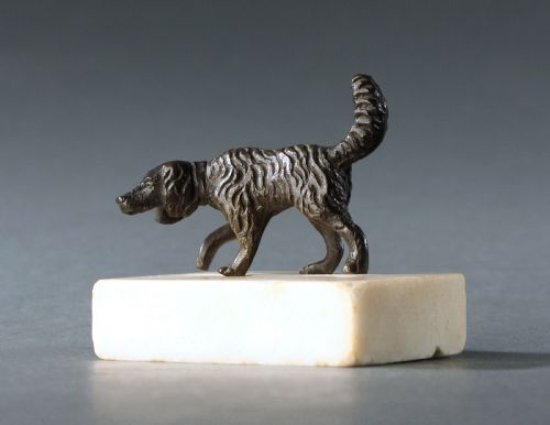 GEORGIAN HUNTING DOG PAPERWEIGHT - ADDITIONAL PHOTO 1