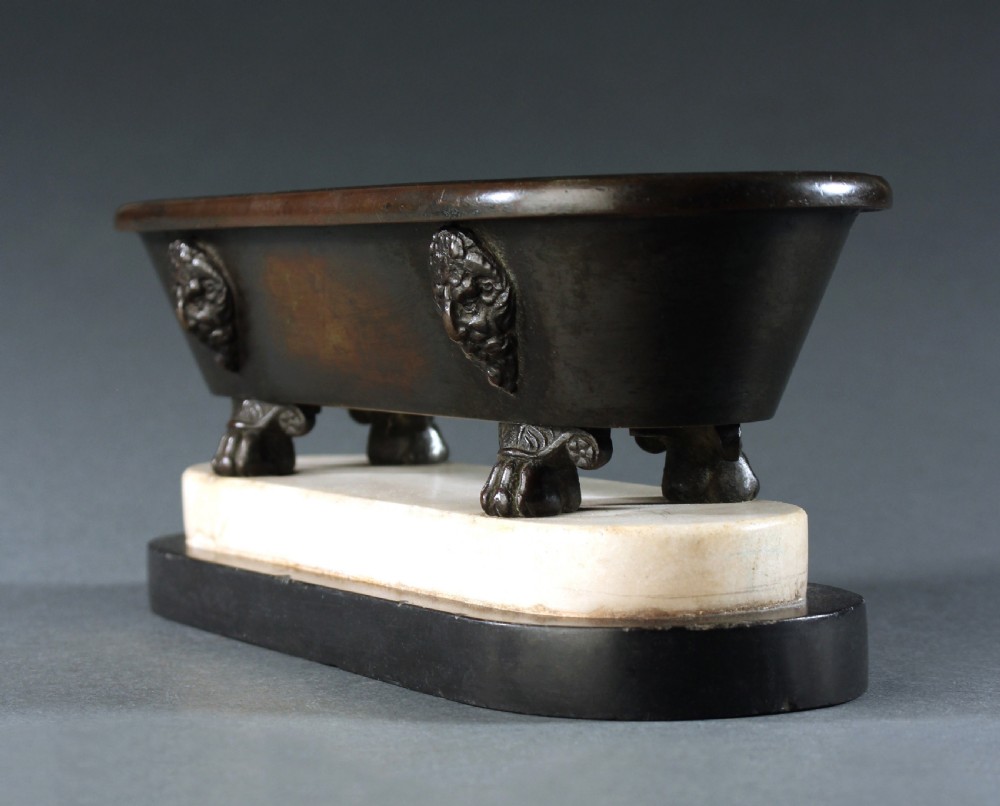 Grand Tour Classical Bath Desk Tidy View IV