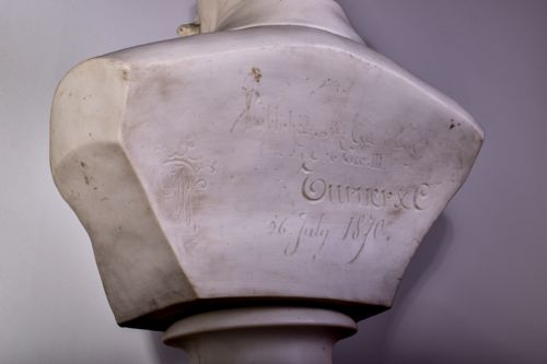 CHARLES DICKENS PARIAN BUST - ADDITIONAL PHOTO 1