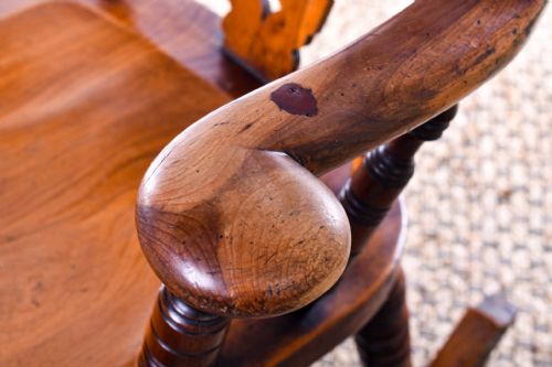 YEW BROAD ARM ROCKING WINDSOR - ADDITIONAL PHOTO 6