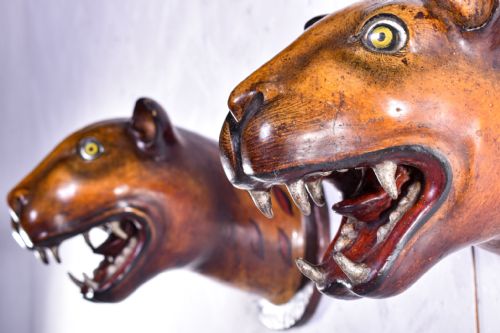 striking pair of hand painted leopard heads - CATEGORY: ANTIQUE MISCELLANEOUS - DATED 1920