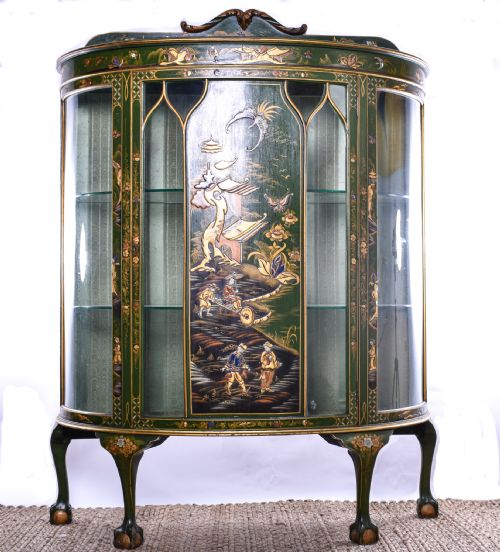 highly decorative chinoiserie cabinet - CATEGORY: ANTIQUE CABINETS - DATED 1920