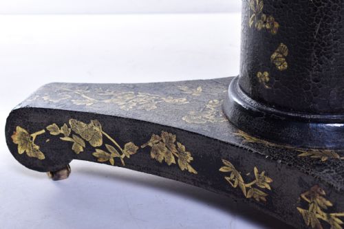JAPANNED 'CHINOISERIE' CENTER TABLE - ADDITIONAL PHOTO 7