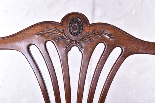 A FINE GEORGE III FANBACK CHAIR - ADDITIONAL PHOTO 5