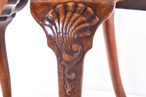 EARLY QUEEN ANNE WALNUT SIDE CHAIR - ADDITIONAL PHOTO 3