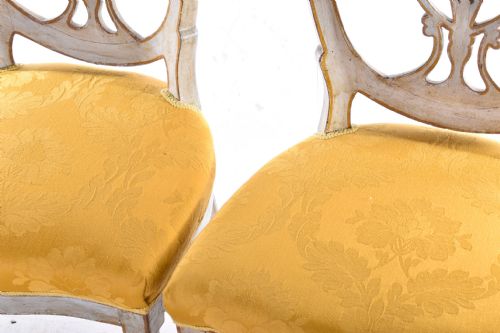 A PAIR OF 19TH CENTURY ITALIAN PAINTED SIDE CHAIRS - ADDITIONAL PHOTO 1