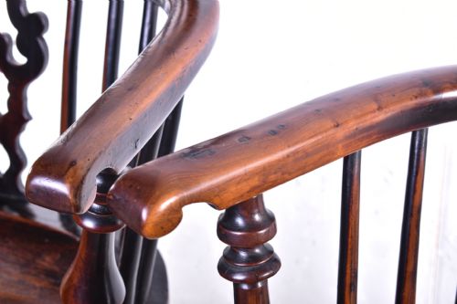 A PAIR OF BEST LOW WINDSOR CHAIRS - ADDITIONAL PHOTO 2